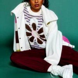 BNWT Forever 21 Fuzzy Striped Floral Graphic Sweater in Vanilla (L)